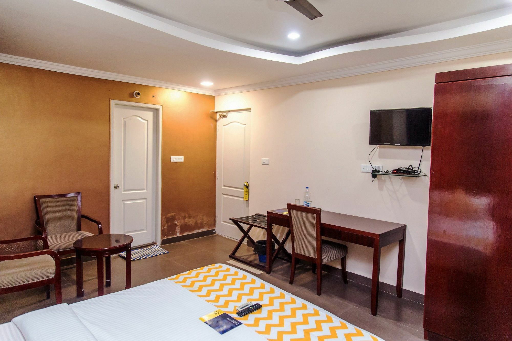 Fabexpress Oriental Suites III - Btm Mico Layout Bengaluru Kültér fotó
