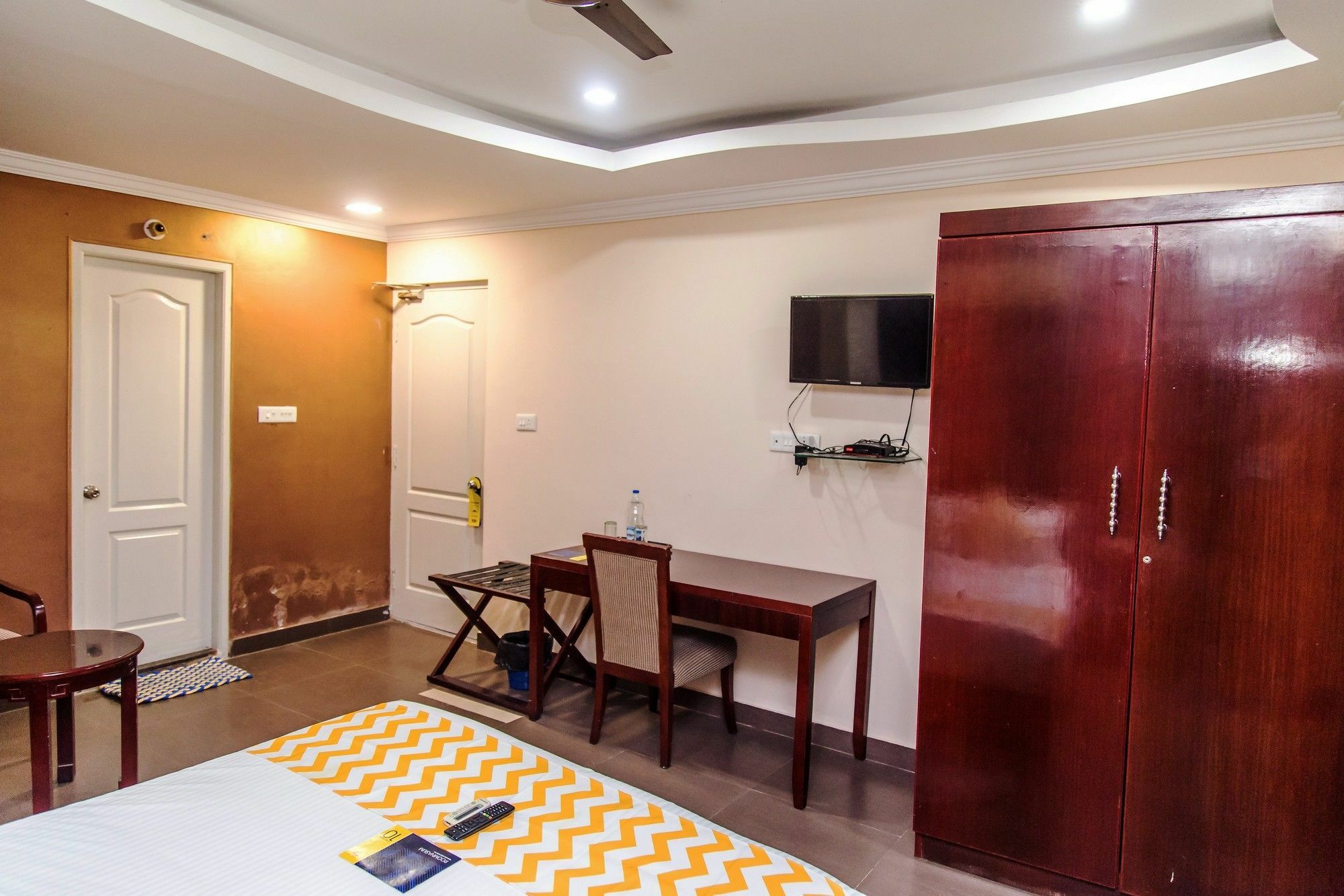 Fabexpress Oriental Suites III - Btm Mico Layout Bengaluru Kültér fotó