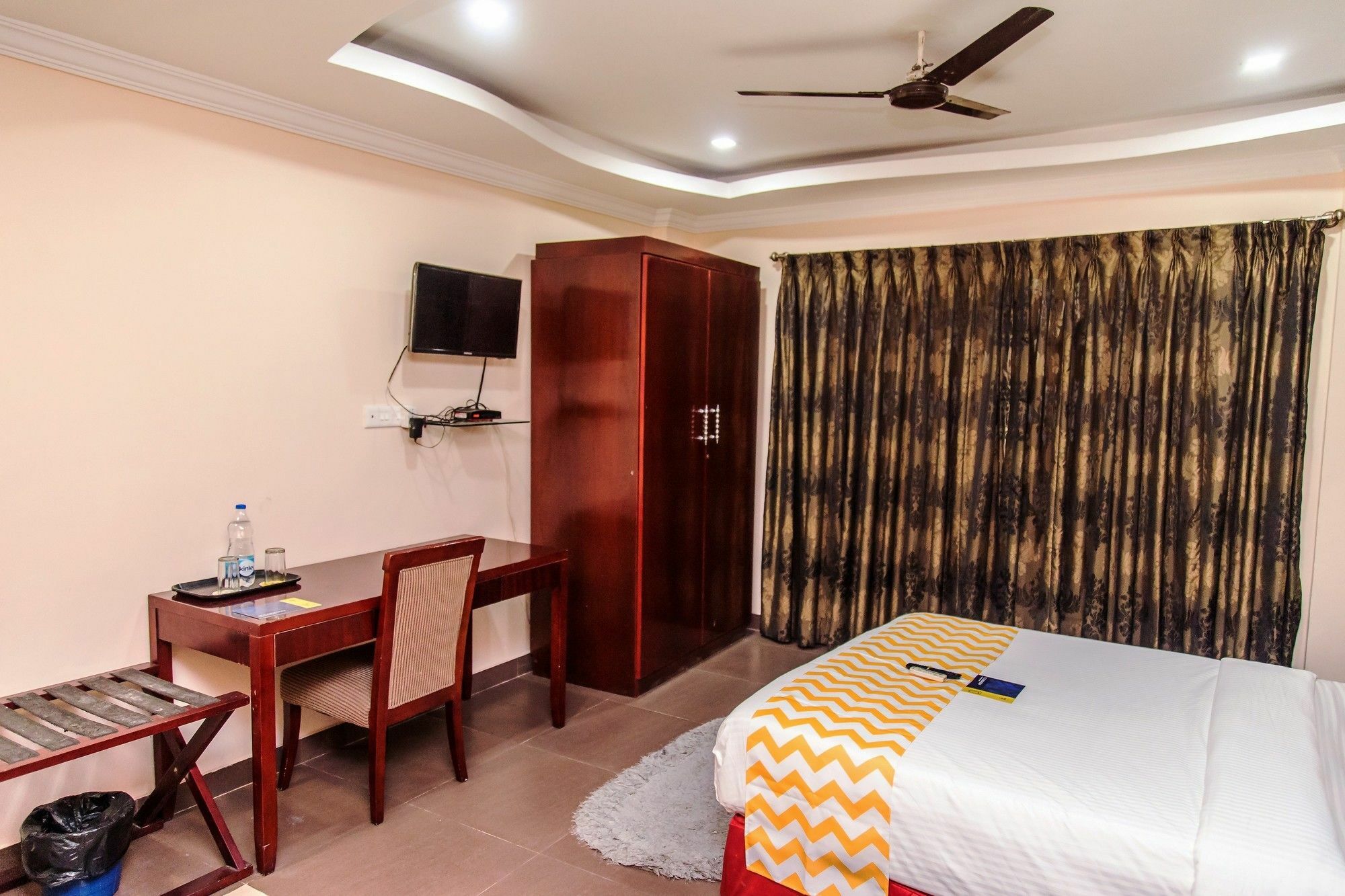 Fabexpress Oriental Suites III - Btm Mico Layout Bengaluru Kültér fotó