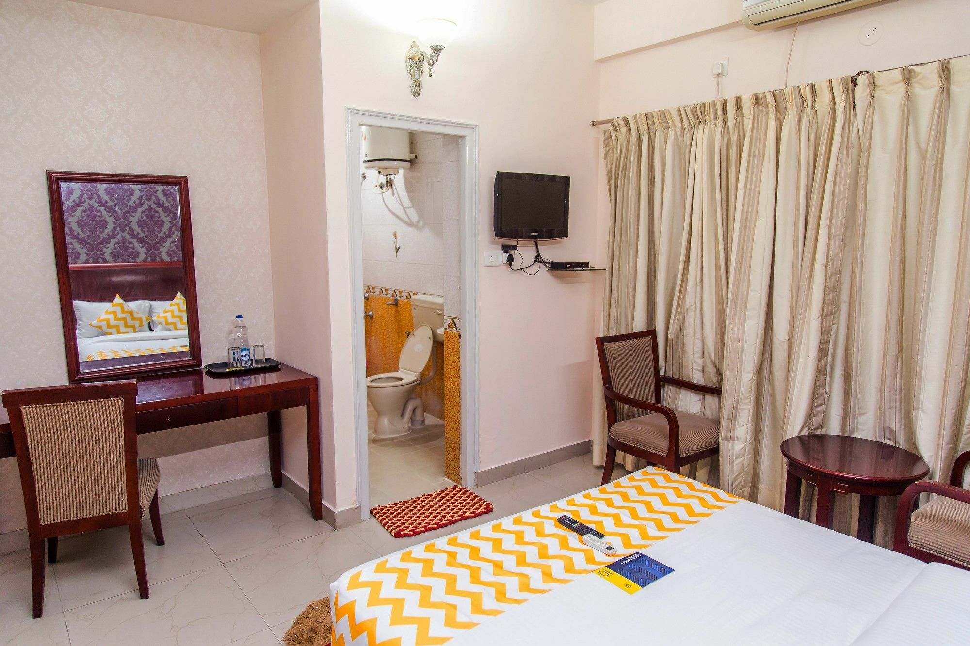 Fabexpress Oriental Suites III - Btm Mico Layout Bengaluru Kültér fotó