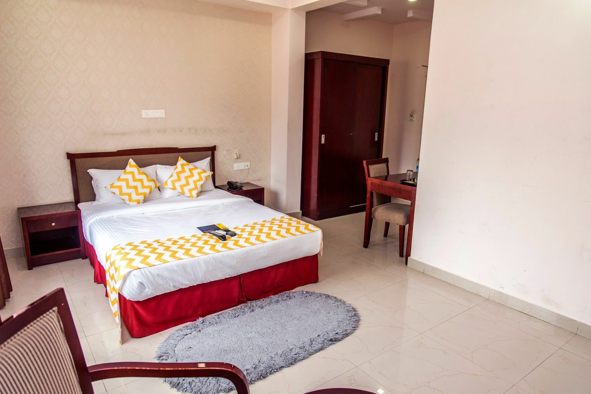 Fabexpress Oriental Suites III - Btm Mico Layout Bengaluru Kültér fotó