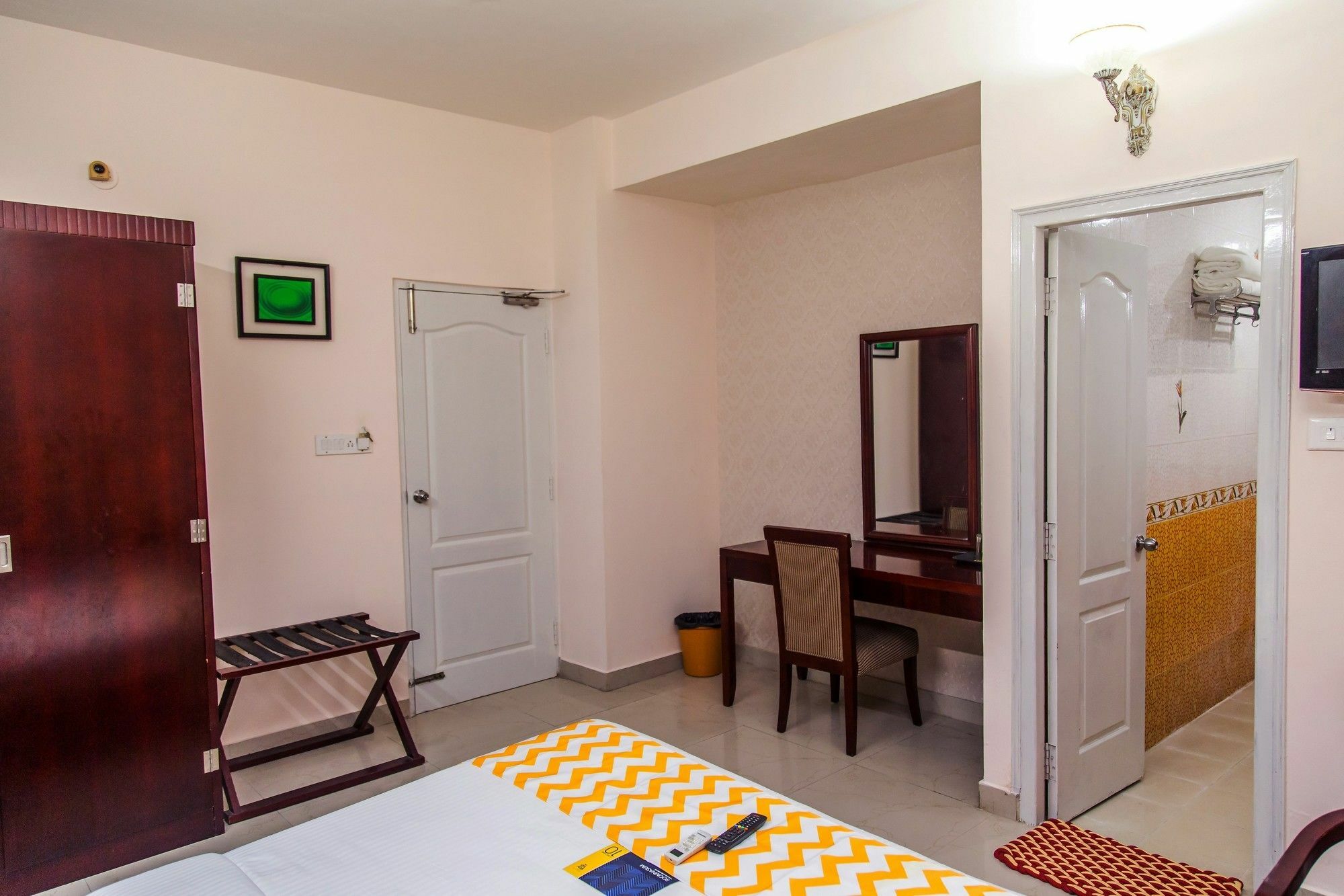 Fabexpress Oriental Suites III - Btm Mico Layout Bengaluru Kültér fotó